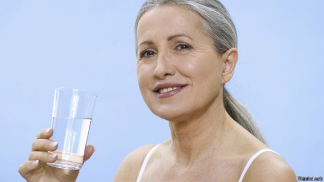 5 beneficios del agua del mar para la piel